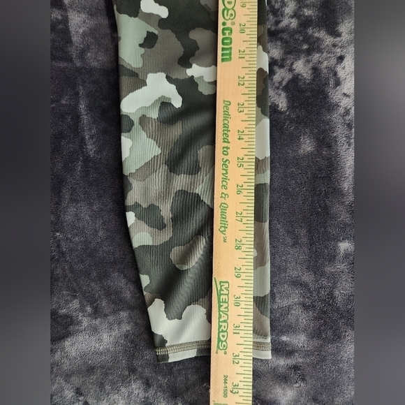 Athleta Lightning Camo Leggings Size Small Green - Picture 13 of 15